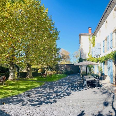 Domaine La Reveille Bed & Breakfast Dore-l'Eglise Exterior photo