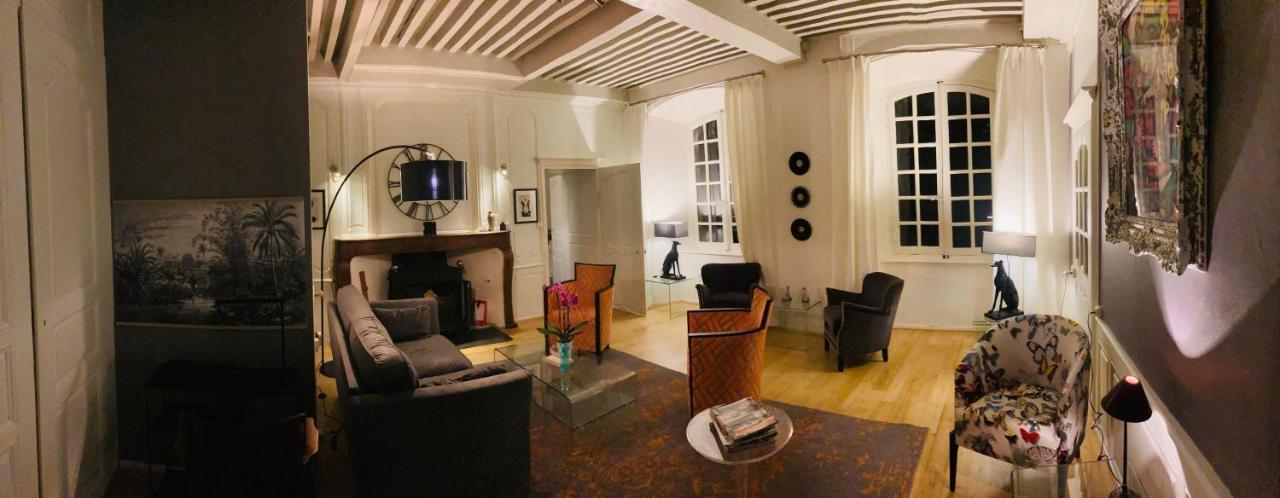 Domaine La Reveille Bed & Breakfast Dore-l'Eglise Exterior photo