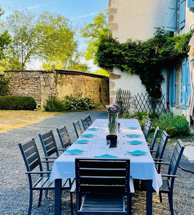 Domaine La Reveille Bed & Breakfast Dore-l'Eglise Exterior photo