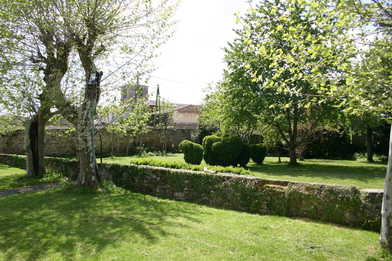 Domaine La Reveille Bed & Breakfast Dore-l'Eglise Exterior photo